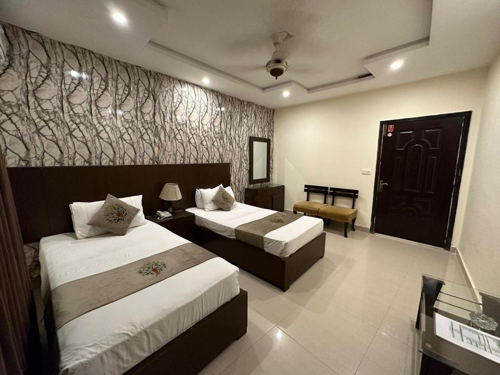 לאהור Hotel Green Fort Gulberg מראה חיצוני תמונה