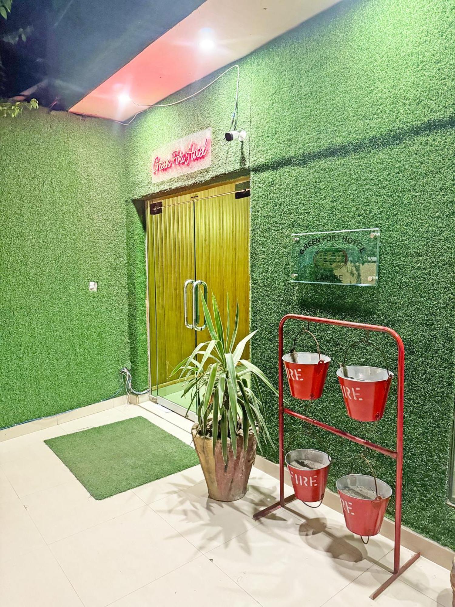 לאהור Hotel Green Fort Gulberg מראה חיצוני תמונה