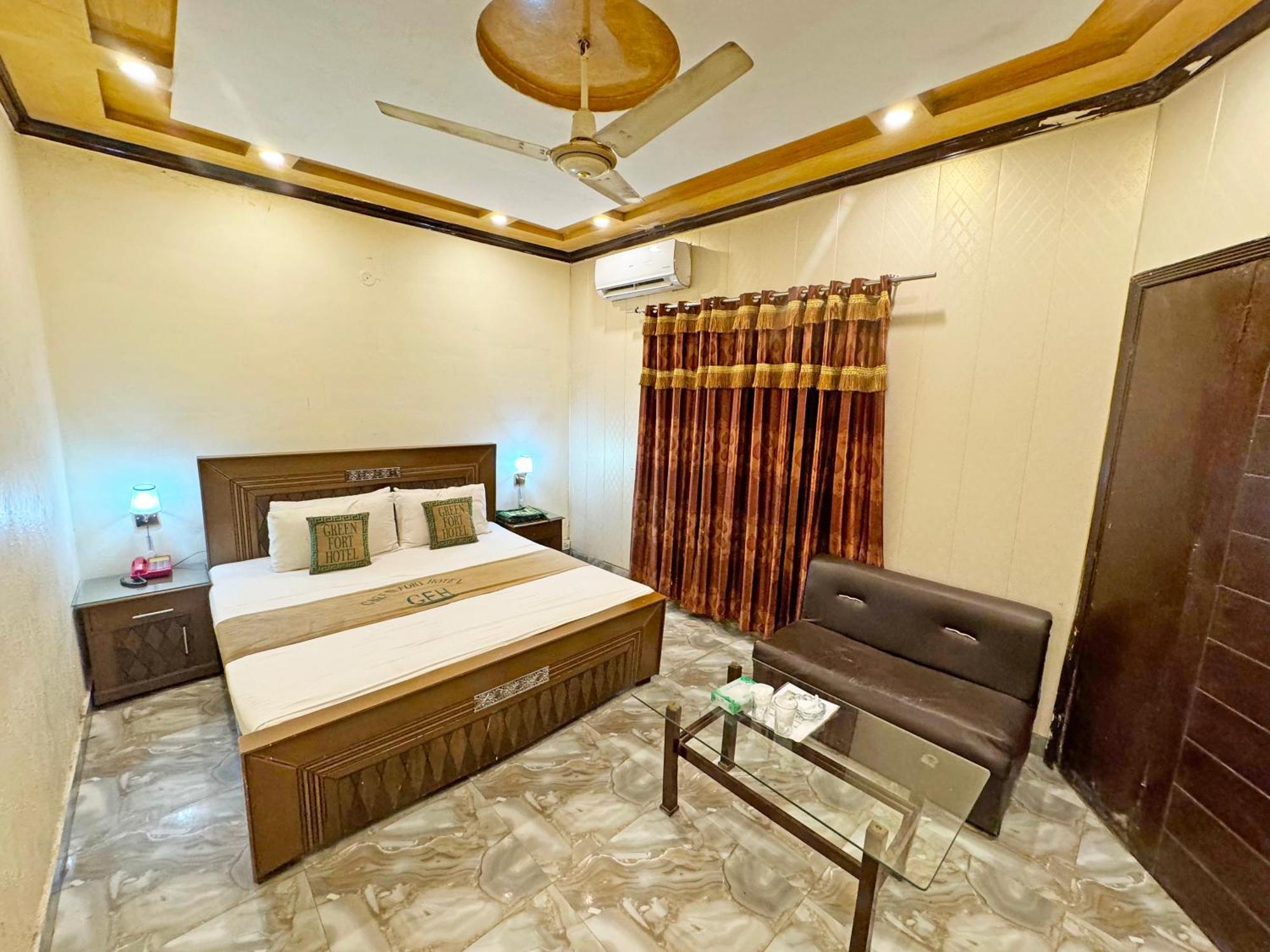 לאהור Hotel Green Fort Gulberg מראה חיצוני תמונה