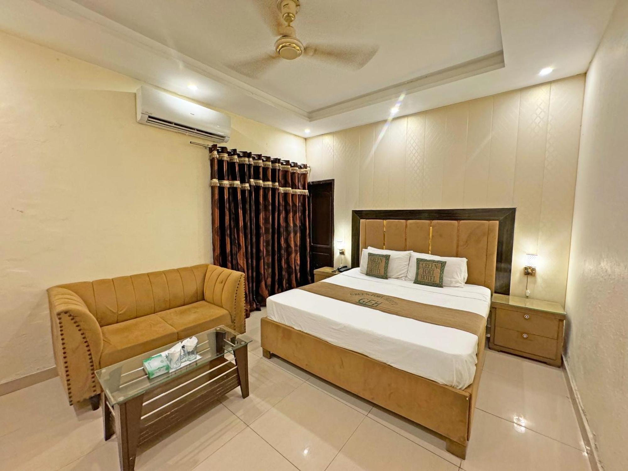לאהור Hotel Green Fort Gulberg מראה חיצוני תמונה